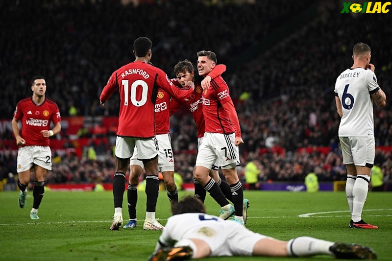 Luton đối đầu vs Manchester United là trận cầu muộn vòng 25 Ngoại Hạng Anh