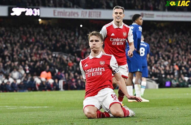 Arsenal sẽ tiếp đón Chelsea tại vòng đấu bù 29 Ngoại Hạng Anh
