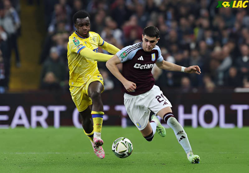 Aston Villa sẽ đối đầu với Crystal Palace trên sân nhà